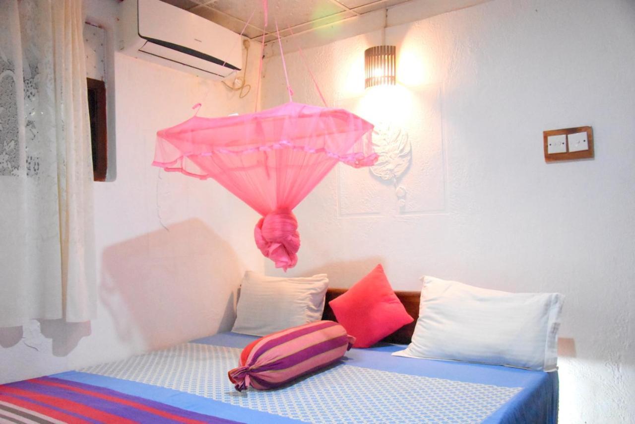 S P City Resort アヌラーダプラ エクステリア 写真